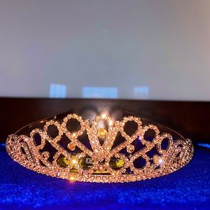 Rose gold mini tiara!